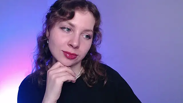 Snapshot of Leah_Reed chatting on February 2026 04:02:02 PM Leah Reed online show from February 2026 04:02:02 PM