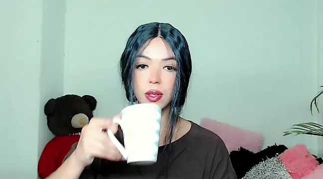 Snapshot of Tanedra_collings chatting on December 2024 03:48:01 AM Tanedra collings online show from December 2024 03:48:01 AM