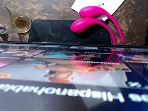 Snapshot of Tanedra_collings chatting on December 2024 09:51:02 AM Tanedra collings online show from December 2024 09:51:02 AM