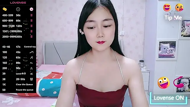 Snapshot of Elvira_baby chatting on April 2026 01:41:01 PM Elvira baby online show from April 2026 01:41:01 PM