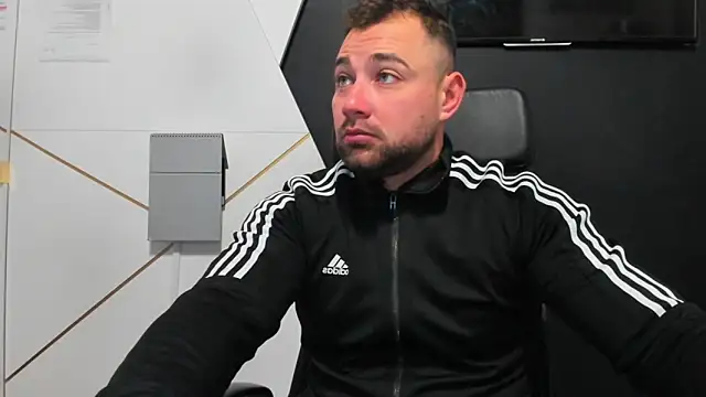 DuncanStone online show from December 2025 04:43:02 AM