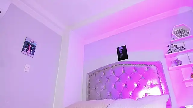 CamileHolmes online show from December 2024 05:12:02 AM