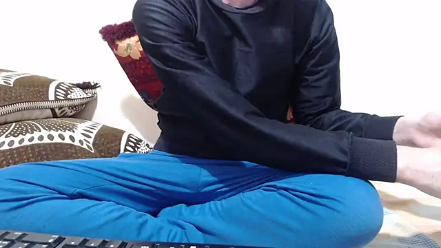 Alexdelarge323 online show from March 2026 01:47:01 PM