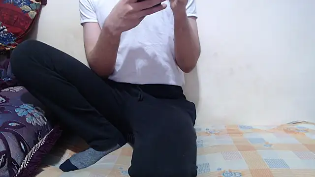 Alexdelarge323 online show from May 2026 03:50:02 PM