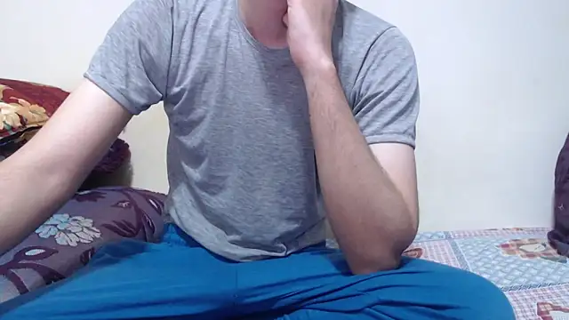 Alexdelarge323 online show from May 2026 02:25:02 PM