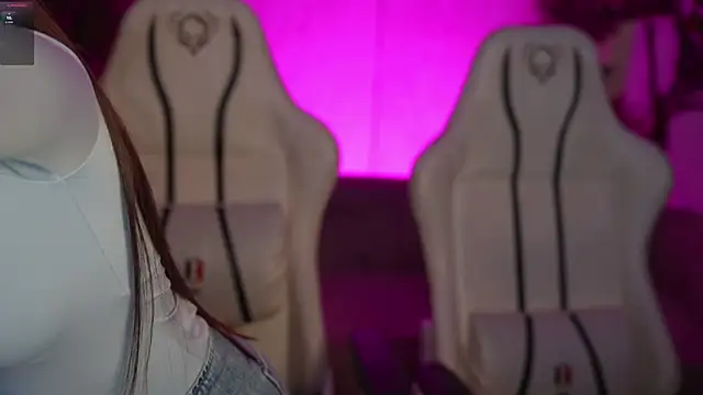 Jasmine Flow online show from December 2025 08:12:02 AM