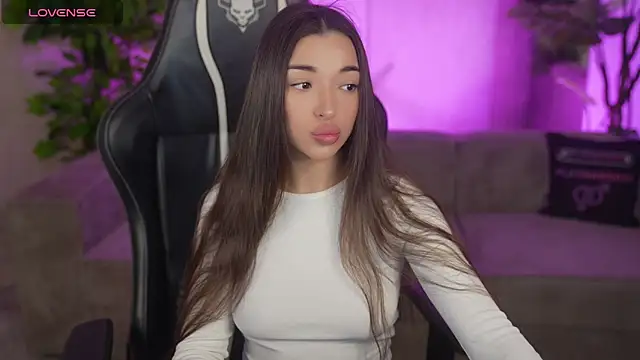 Jasmine Flow online show from April 2026 07:36:01 AM