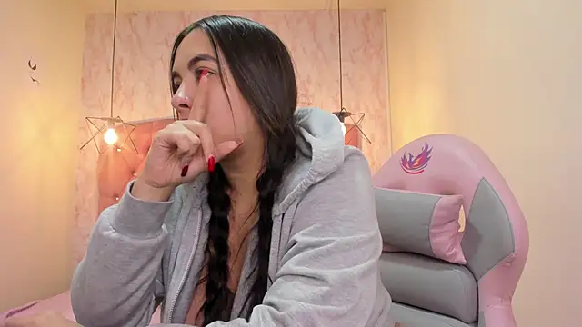 nalalye cruzz  online show from January 2025 09:19:02 AM