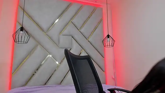 nalalye cruzz  online show from March 2025 06:05:01 AM