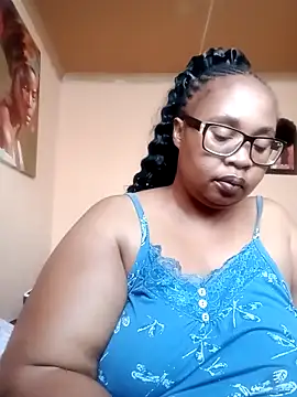 Snapshot of ZOQULUx chatting on December 2025 06:41:02 AM ZOQULUx online show from December 2025 06:41:02 AM