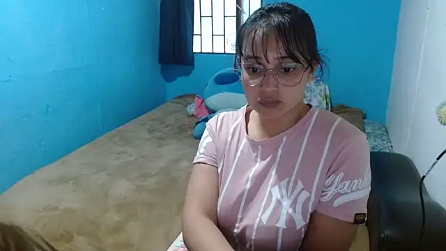 Snapshot of clarisse69 chatting on December 2024 10:22:01 PM clarisse69 online show from December 2024 10:22:01 PM