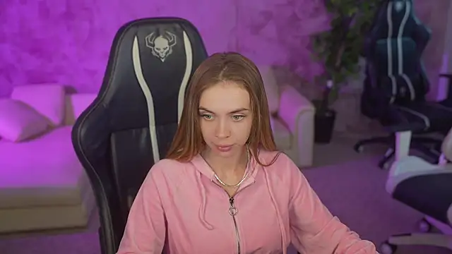 Snapshot of Anabelka054 chatting on September 2025 10:40:01 AM Anabelka054 online show from September 2025 10:40:01 AM