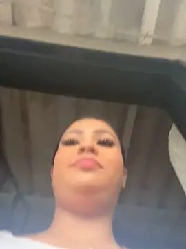 Snapshot of Luisa_Fernandaa chatting on November 2025 10:15:02 PM Luisa Fernandaa online show from November 2025 10:15:02 PM