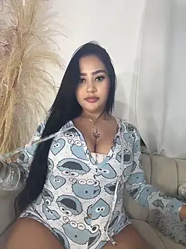 Snapshot of Luisa_Fernandaa chatting on February 2026 01:45:04 AM Luisa Fernandaa online show from February 2026 01:45:04 AM