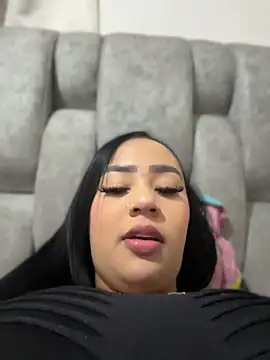 Luisa Fernandaa online show from May 2026 02:51:01 AM