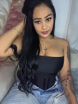 Luisa Fernandaa online show from May 2026 03:15:02 AM