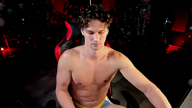 dirty-boss online show from December 2025 04:28:02 AM