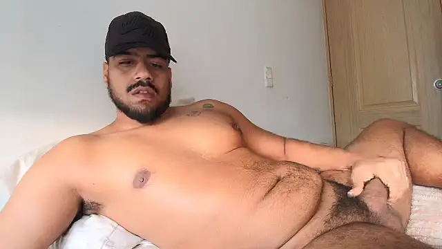 Snapshot of bigpleasure_ chatting on October 2025 12:47:02 PM bigpleasure online show from October 2025 12:47:02 PM