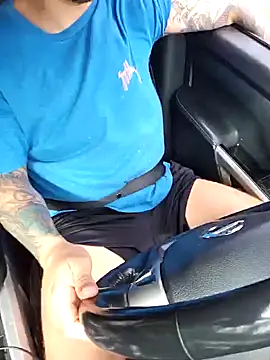 MrBiggBallz online show from December 2024 06:05:01 PM