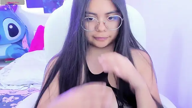 esmeralda112 online show from January 2025 03:00:02 AM