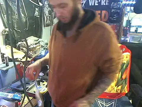 CloudDadddyyy420 online show from March 2025 06:38:02 AM