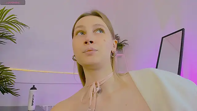 Snapshot of Jess_Anders_ chatting on November 2025 08:20:01 AM Jess Anders online show from November 2025 08:20:01 AM