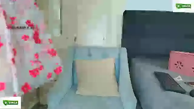 Snapshot of ximtia_xs chatting on November 2025 01:11:02 PM ximtia xs online show from November 2025 01:11:02 PM