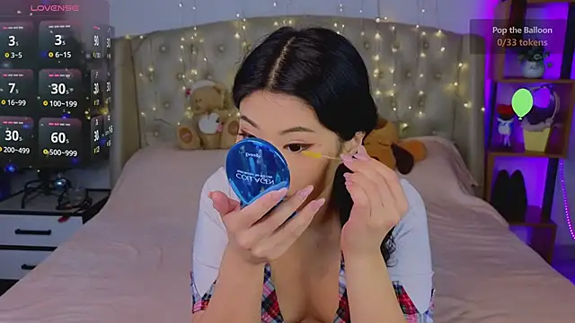 Wendy  Hills online show from December 2024 12:27:01 PM