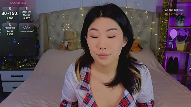 Wendy  Hills online show from December 2024 12:38:02 PM