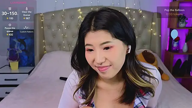 Wendy  Hills online show from January 2025 03:42:02 PM