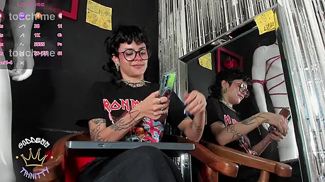 Snapshot of trinitty chatting on October 2025 12:46:01 PM trinitty online show from October 2025 12:46:01 PM