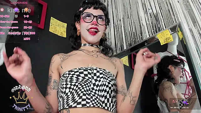 Snapshot of trinitty chatting on October 2025 08:32:01 PM trinitty online show from October 2025 08:32:01 PM