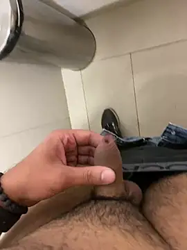 Snapshot of par_0111 chatting on February 2026 05:34:02 AM par 0111 online show from February 2026 05:34:02 AM