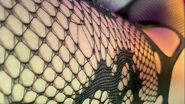 SEXYTRAV18 online show from May 2026 09:42:01 PM