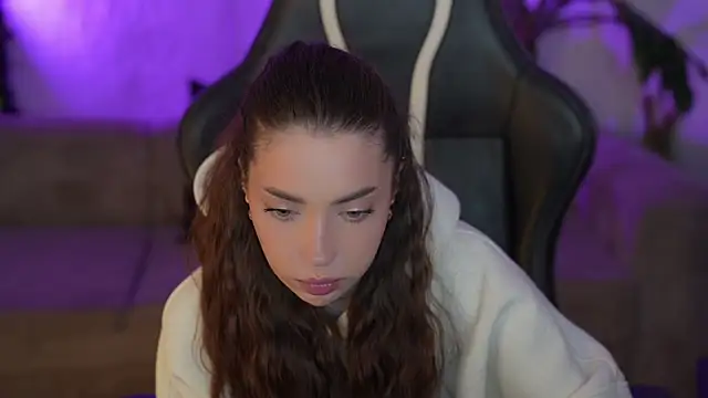 Snapshot of Kate054 chatting on November 2025 03:22:02 PM Kate054 online show from November 2025 03:22:02 PM