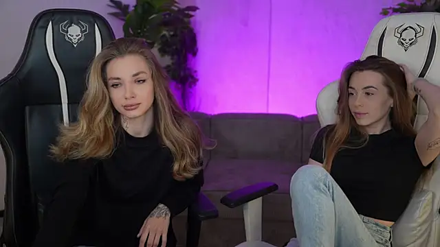 Snapshot of Kisasolo chatting on October 2025 06:39:01 PM Kisasolo online show from October 2025 06:39:01 PM