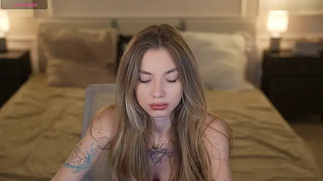 Snapshot of Kisasolo chatting on November 2025 01:06:01 AM Kisasolo online show from November 2025 01:06:01 AM