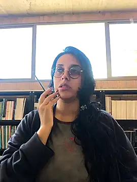 Annya-sweet online show from November 2025 04:33:01 PM