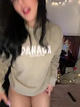 salome polaniiee online show from February 2025 06:25:02 AM