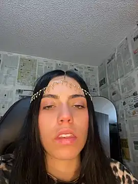 i am nina  online show from May 2026 02:19:01 AM