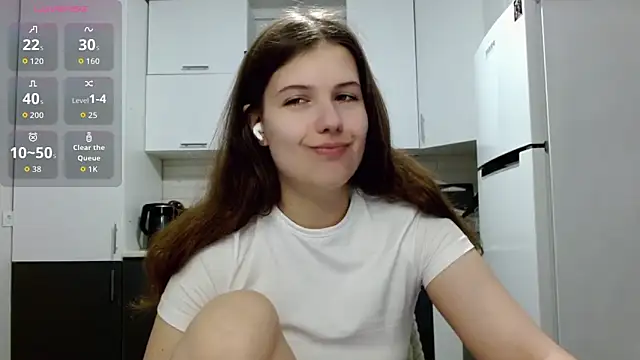 SayMeow  online show from May 2026 08:39:01 PM