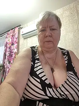 EffectFiona online show from November 2025 02:56:02 AM