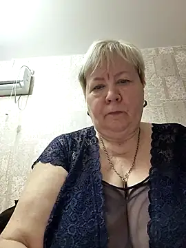 Snapshot of EffectFiona chatting on January 2026 11:52:02 PM EffectFiona online show from January 2026 11:52:02 PM