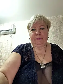 Snapshot of EffectFiona chatting on January 2026 10:34:01 PM EffectFiona online show from January 2026 10:34:01 PM