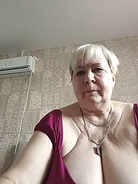 EffectFiona online show from March 2026 12:39:02 PM