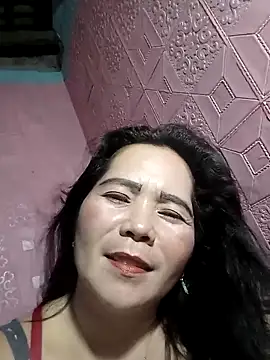Snapshot of Cutehornywetmom chatting on March 2025 03:09:02 PM Cutehornywetmom online show from March 2025 03:09:02 PM