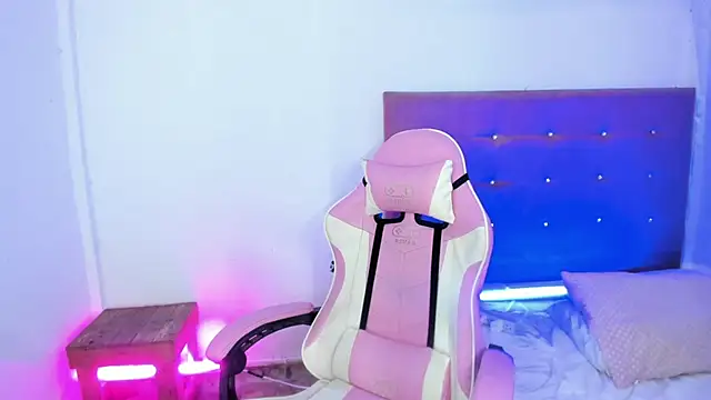 OSORIOMAFE online show from February 2025 12:29:01 PM