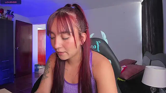  Tammyy online show from January 2025 04:52:02 PM