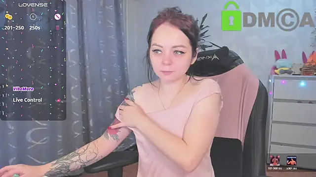 AnnyHoney  online show from December 2025 11:26:02 AM