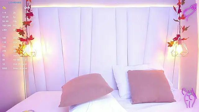 Snapshot of KiarhaTrixie chatting on January 2025 09:48:02 AM KiarhaTrixie online show from January 2025 09:48:02 AM